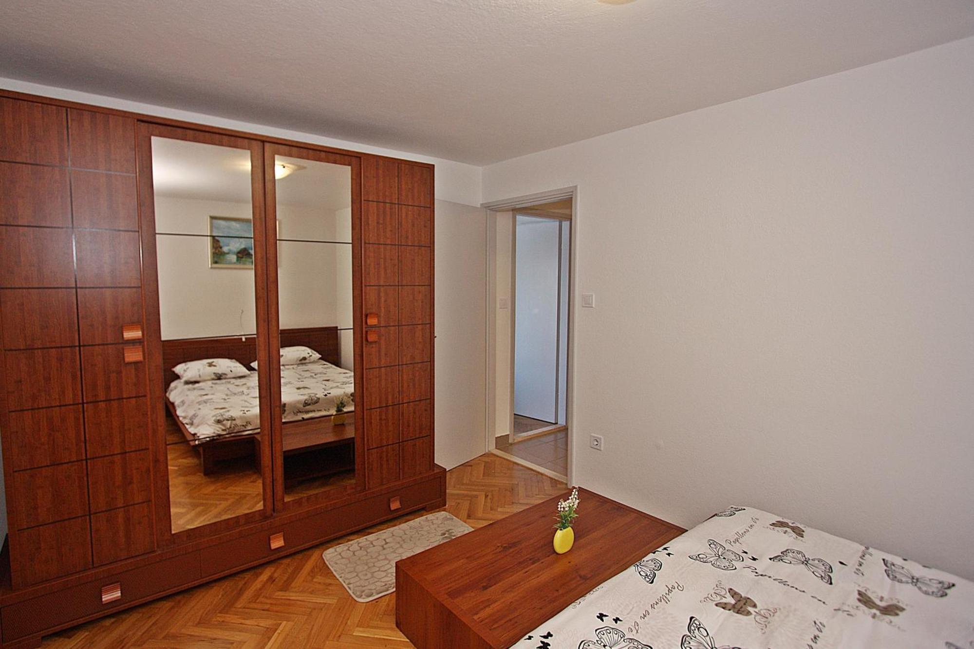 Apartments With Wifi Supetar, Brac - 5665 Bilik gambar